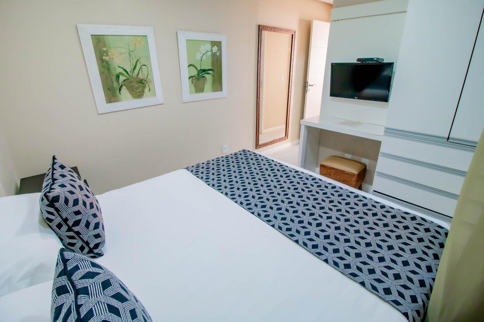 Flat Pietra Apartahotel 3*